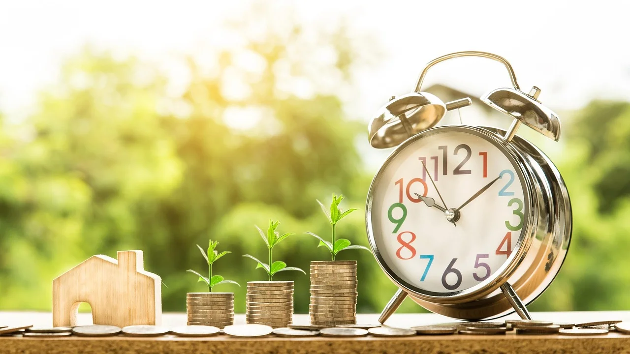 Barras de dados mostram o progresso de uma meta financeira.
